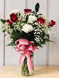 Wonderful Day Deluxe from Kircher's Flowers in Defiance and Paulding, OH