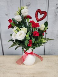 XOXO from Kircher's Flowers in Defiance and Paulding, OH